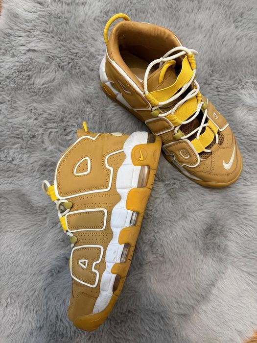 Nike uptempo camel/ gum brown