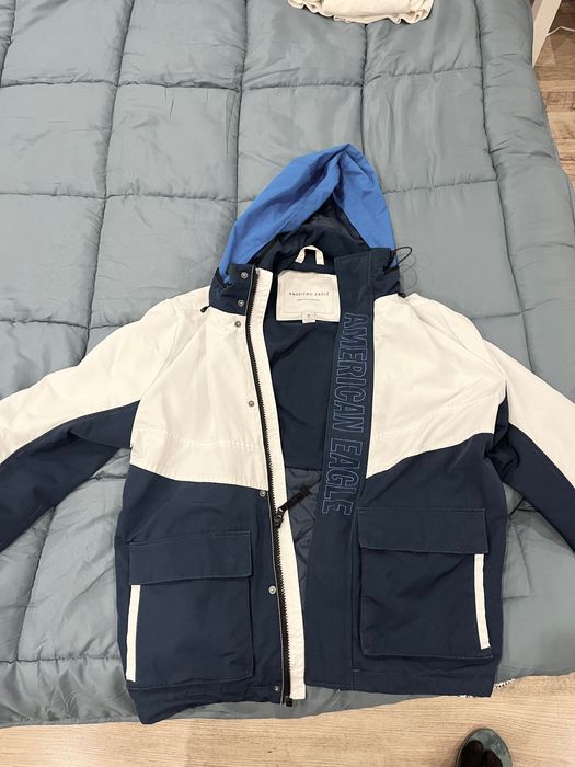 Яке American Eagle