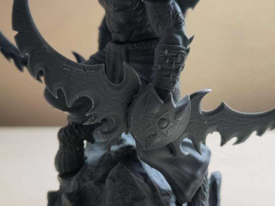 Figurină Illidan imprimată 3D – aprox. 15 cm (Nepictată, în piese)