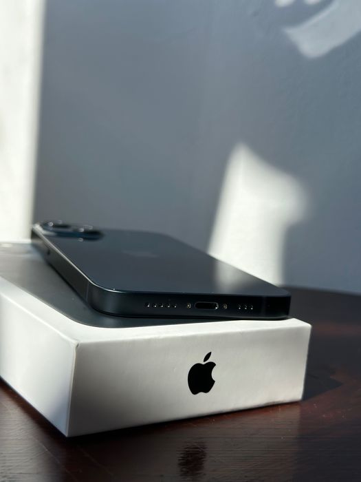 iphone 13 128GB midnight