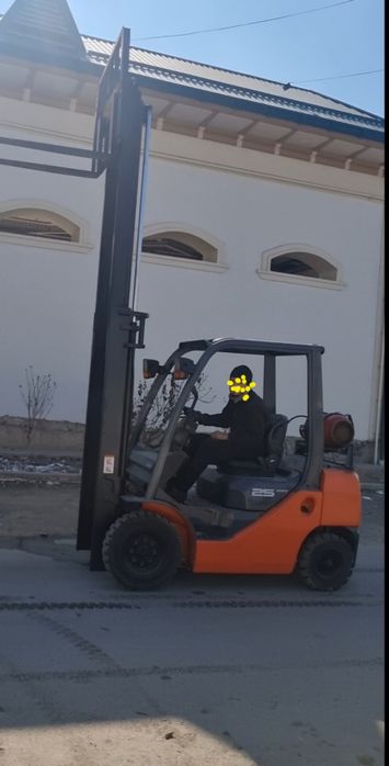 Автопогрузчик (кара,auto kara, kara)TOYOTA 8FG-25