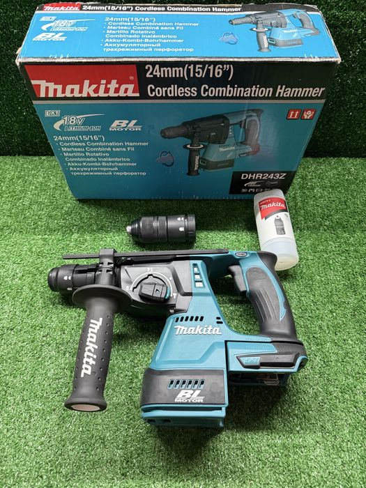 Чисто нов безчетков перфоратор  Makita DHR243