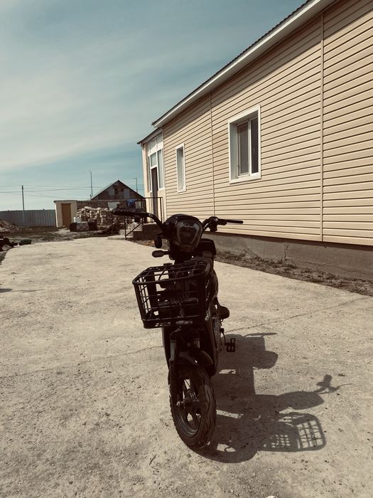 Электрскутер Evestar 8