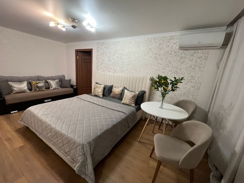 Квартира люкс посуточно Караганда Абзал, Цум, центр города, 45 квартал