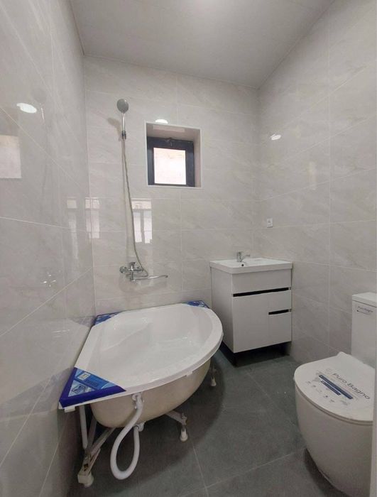 Дом махалля Чортак 2,2 сот 4 комн 84500&