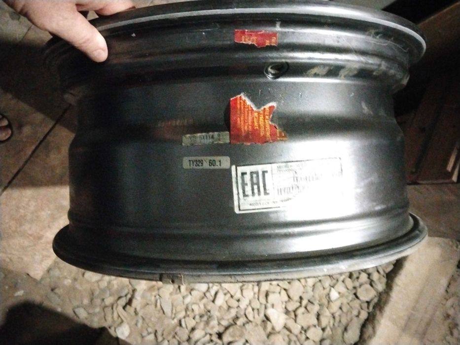 Продам диски на машину