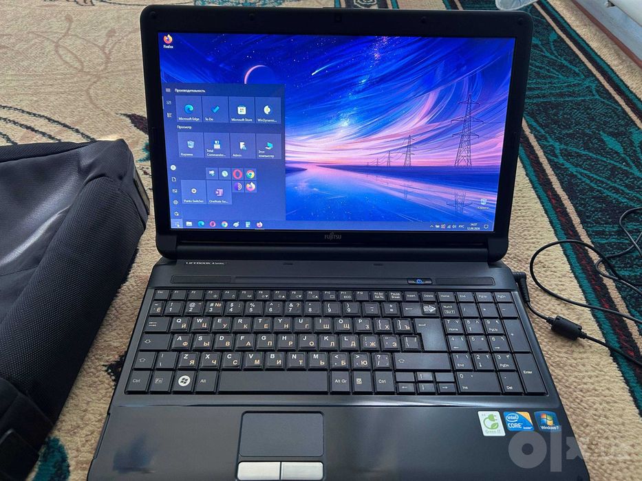 Fujitsu Lifebook AH530