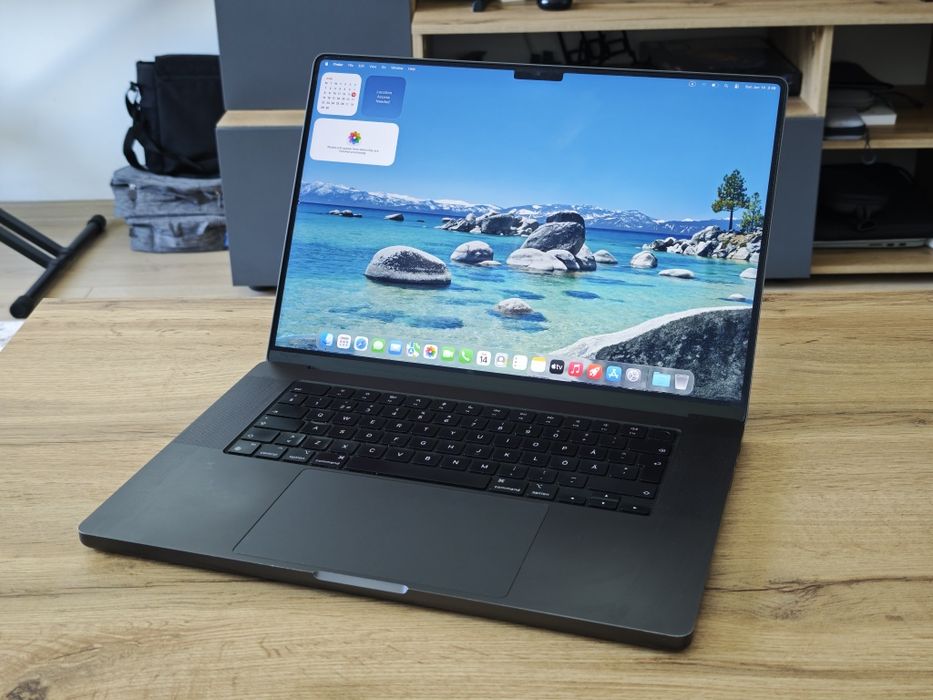 MacBook Pro 16" M3 Pro [18/512]