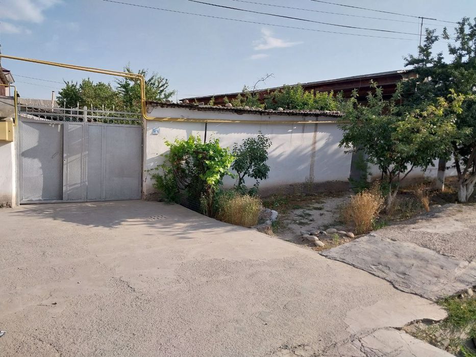 6 соту 6 хона 2 хол 1 та санузел