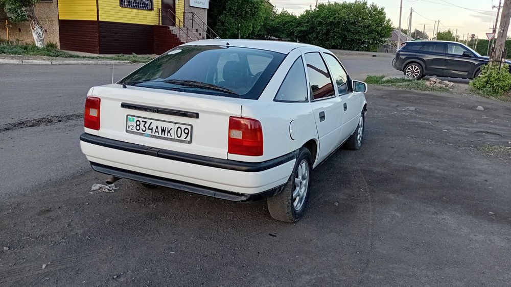 Opel Vectra а 2.0л. АКПП