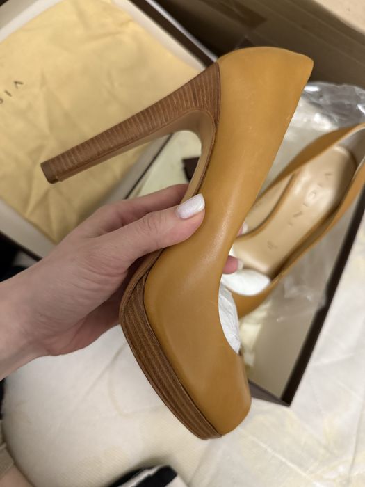 Продаю туфли Vicini 37 размера