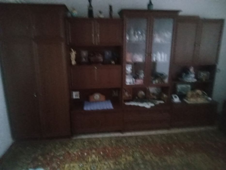 Шкаф тумбочки диван