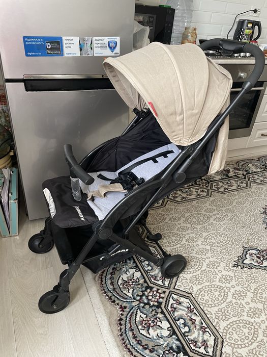 Bolalar kolyaskasi sotiladi srochna qongiroq qling