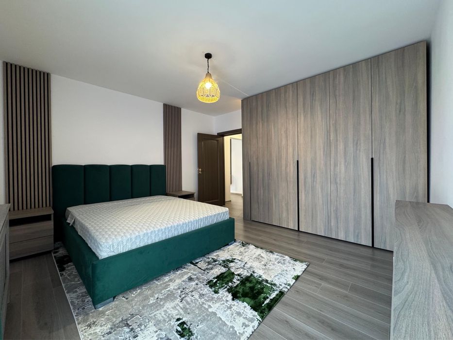 Apartament complet mobilat si utilat. Prima închiriere.