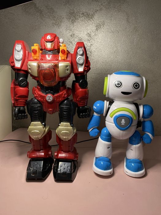 Roboti cu sunete si lumini