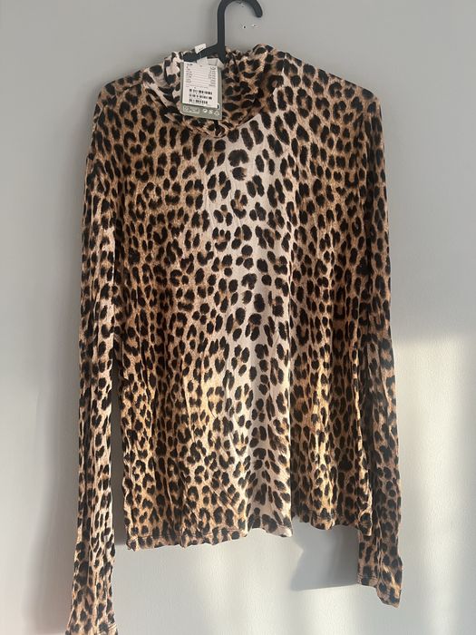 Bluza HM pe gat, subtire din viscoza