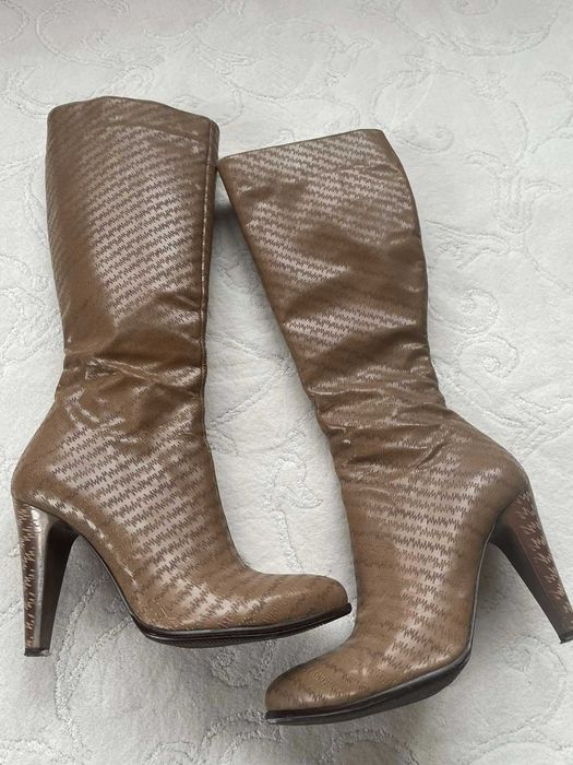 Нови ботуши Gianni