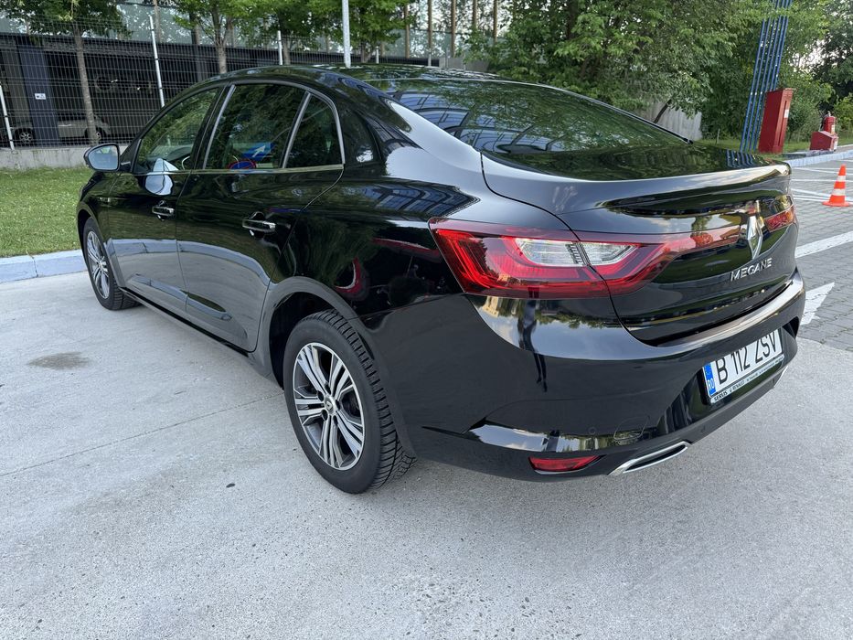 RENAULT Megane 2022 — imagine 4