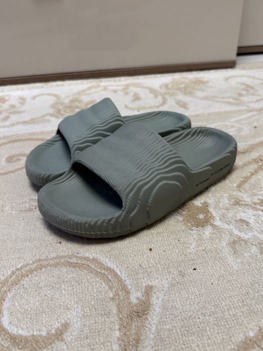 Papuci Adilette 22