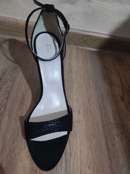 Sandale negre cu toc - Diane Marie
