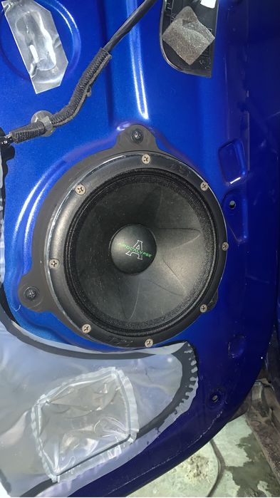 Автозвук установка