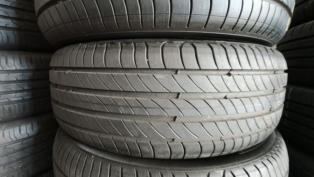 Set 4 anv. vara Michelin  215 65 17, dot.2623, pret/buc