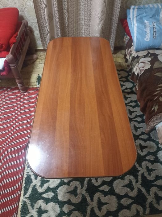 Прекрасный стол для дома