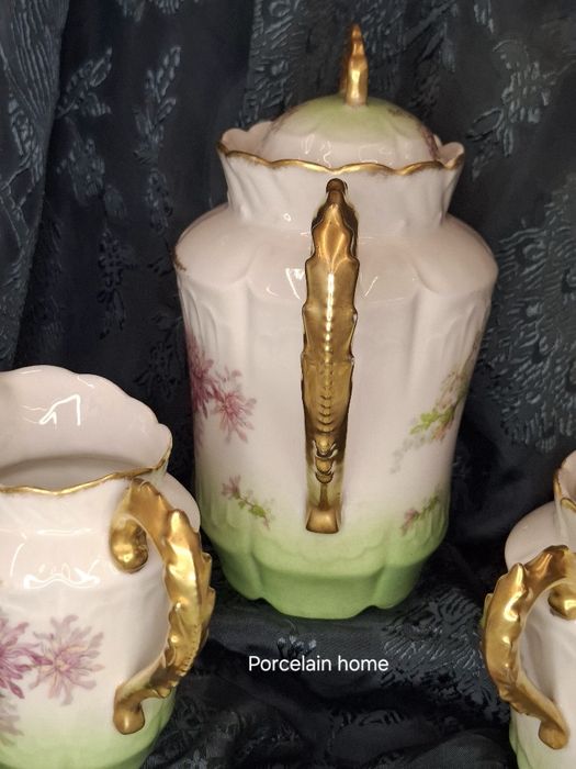 Старинен сервиз за кафе