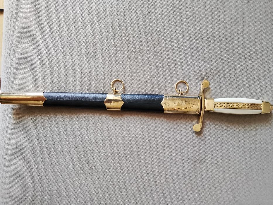 Офицерски кортик ВМС