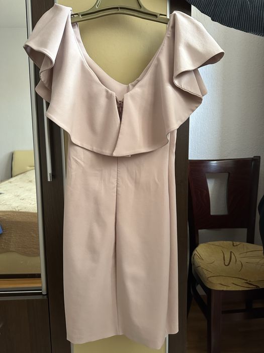 Дамска рокля.