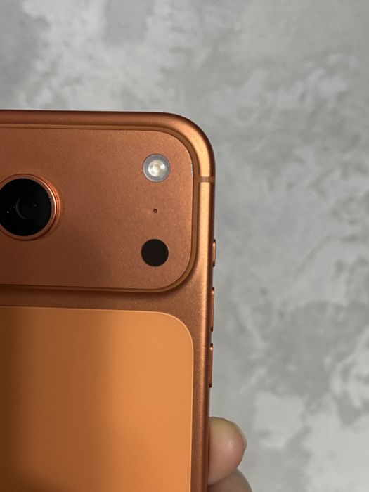 Продам Iphone 17 pro max 512гб