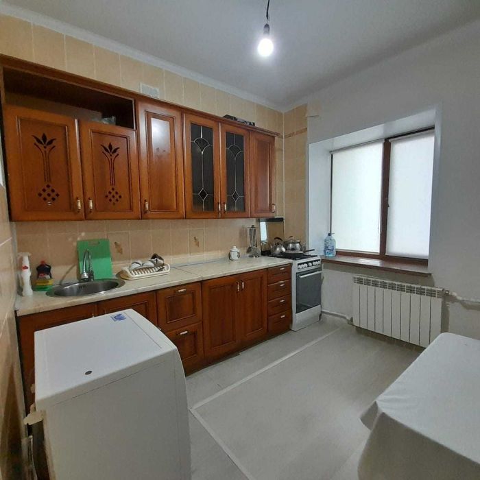 2ка на 11 мик 73 м2 1999гп