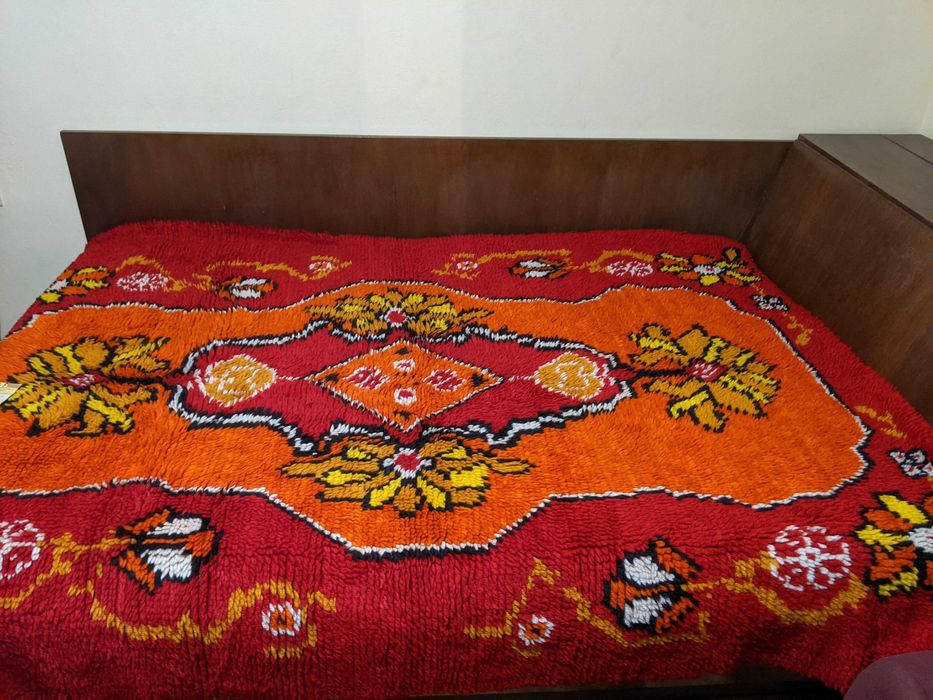 Цветен китеник / губер