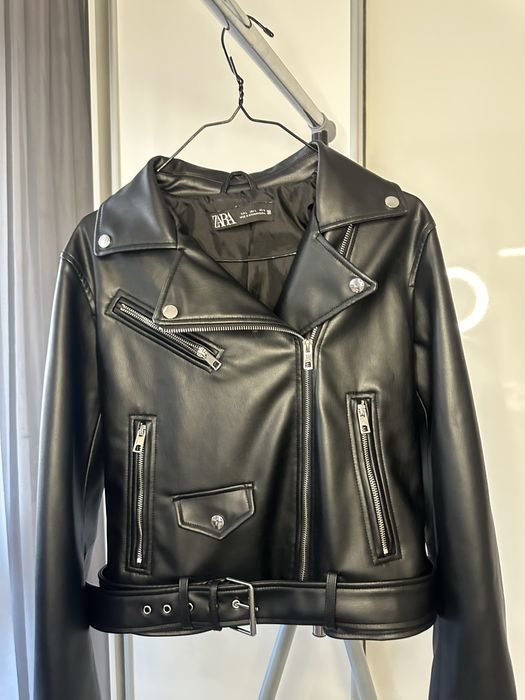 Елегантно дамско кожено яке