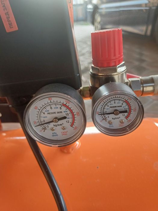 Продам компрессор