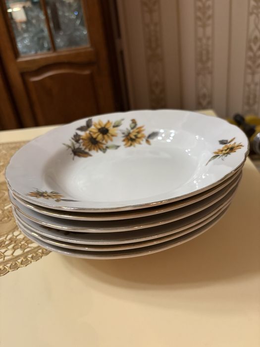 Продам тарелки суповые Япония