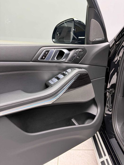 Срочная продажа BMW X7 xdrive40i