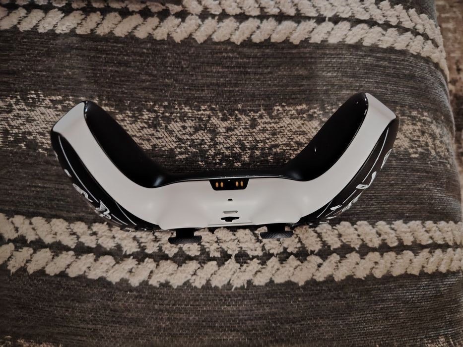 Продаю джойстик пс5 17500