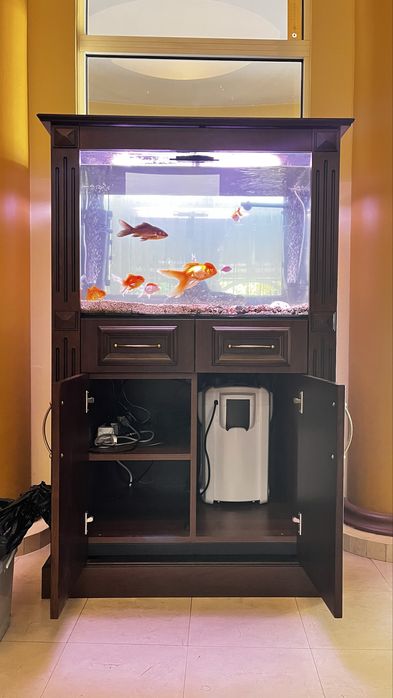 Аквариум 200 л с шкаф