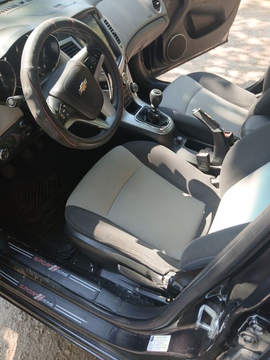 Vând chevrolet cruze 1,8  an 2011+ GPL  km 230000