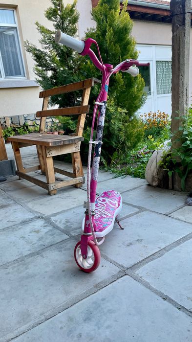 детска електрическа тротинетка