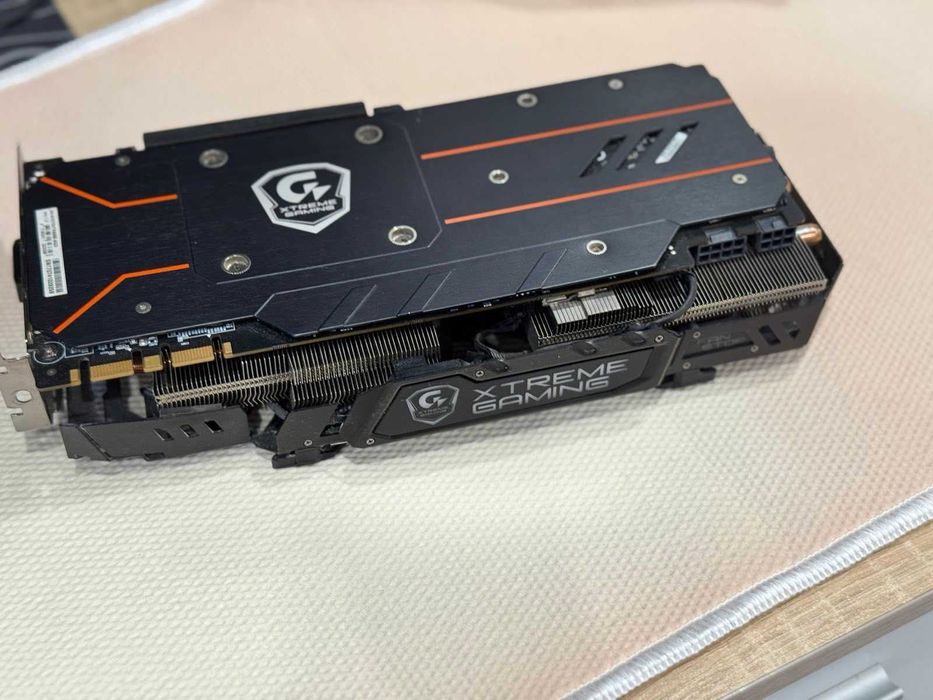 Видеокарта Gigabyte GeForce GTX 1070 Xtreme