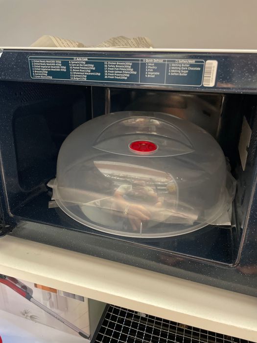 Микровълнова фурна