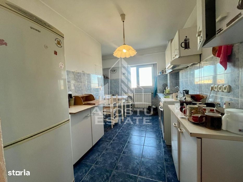Apartament 4 camere de vanzare,decomandat,zona Fabric, Timisoara