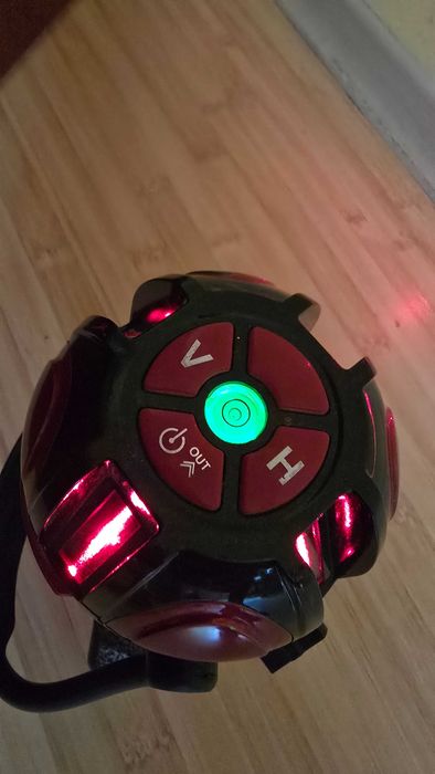 Nivelă Laser DECO
