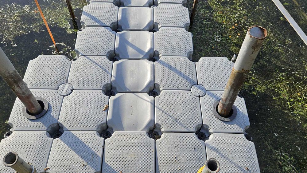 Ponton Doc plutitor modular