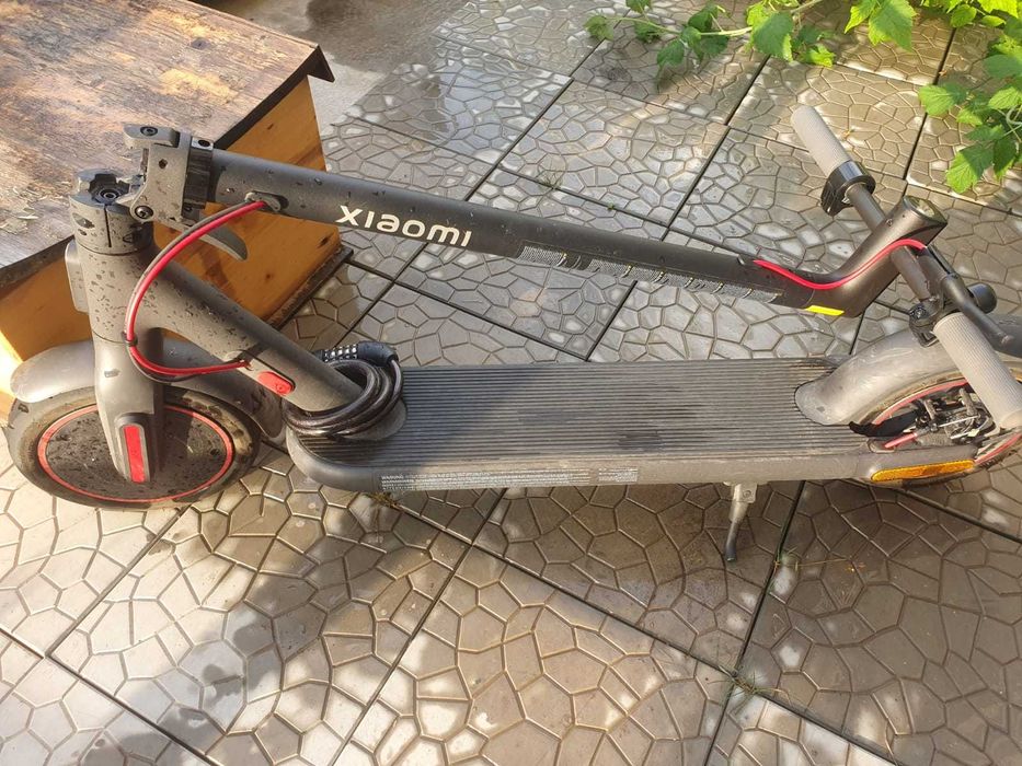 Электросамокат Xiaomi Electric Scooter 4 Pro