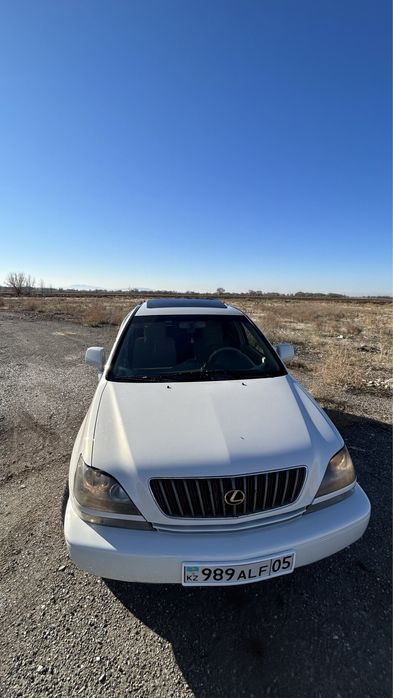 Lexus RX300 Белый жемчуг!