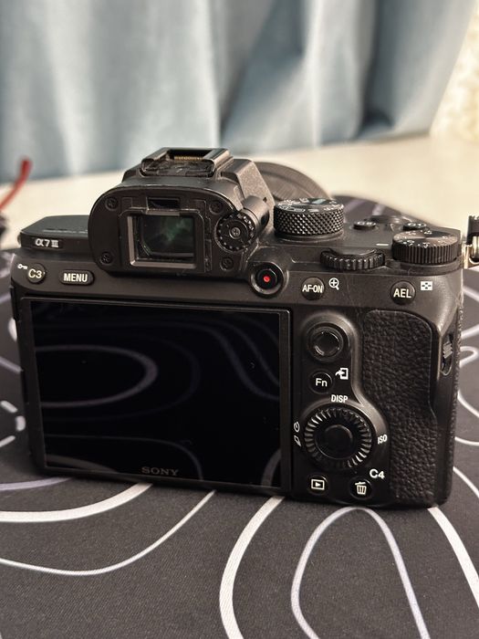 Продам Sony a 7 III