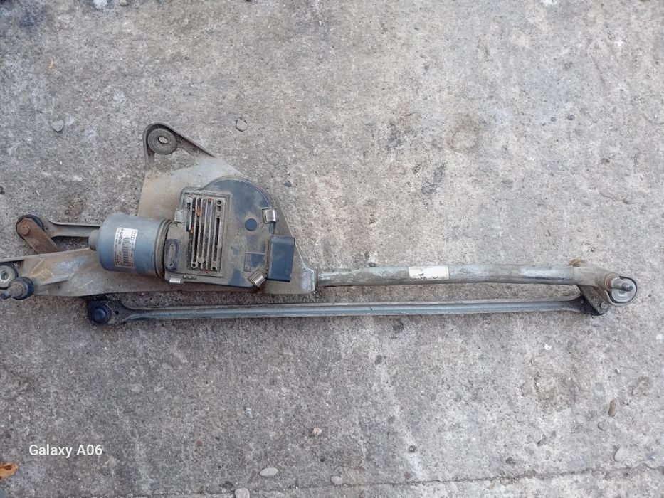Ansamblu ștergătoare/motoras ștergătoare fata audi a8 D3 2008-2009